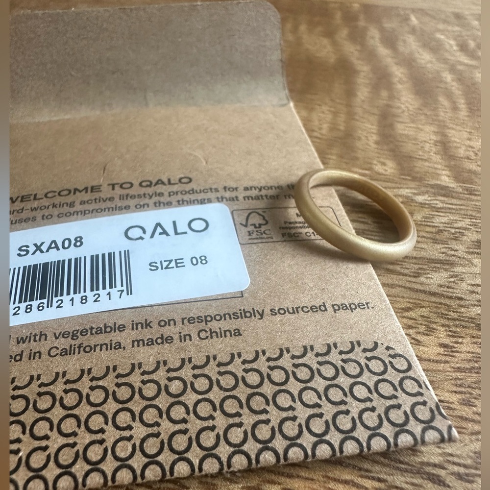 QALO Gold Silicone Ring